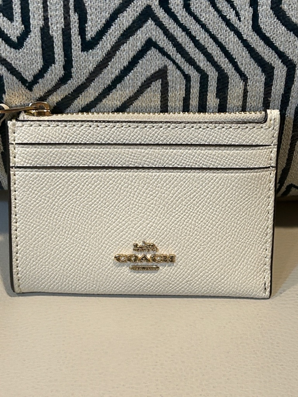 Coach White Pebbled Leather Card Holder with Gold Logo